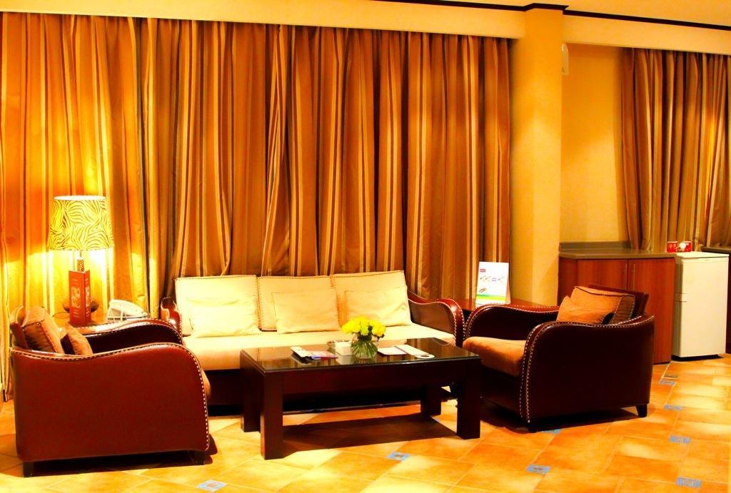 Mercure Value Hotel Riyadh Exterior photo