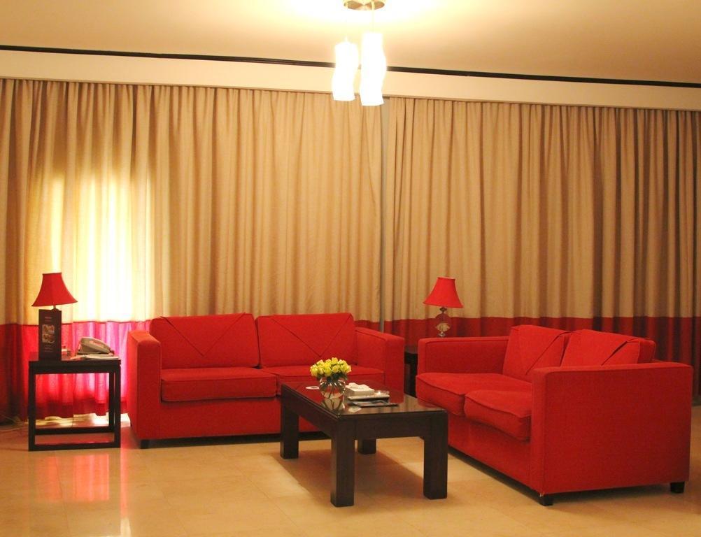 Mercure Value Hotel Riyadh Exterior photo